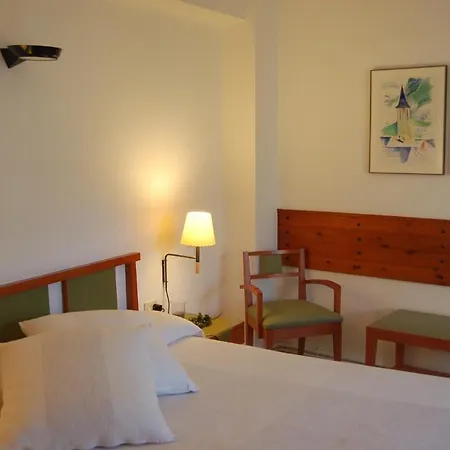 Vall Ferrera Hotel