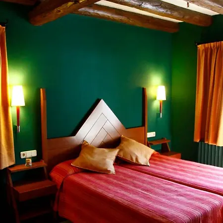 Vall Ferrera Hotel