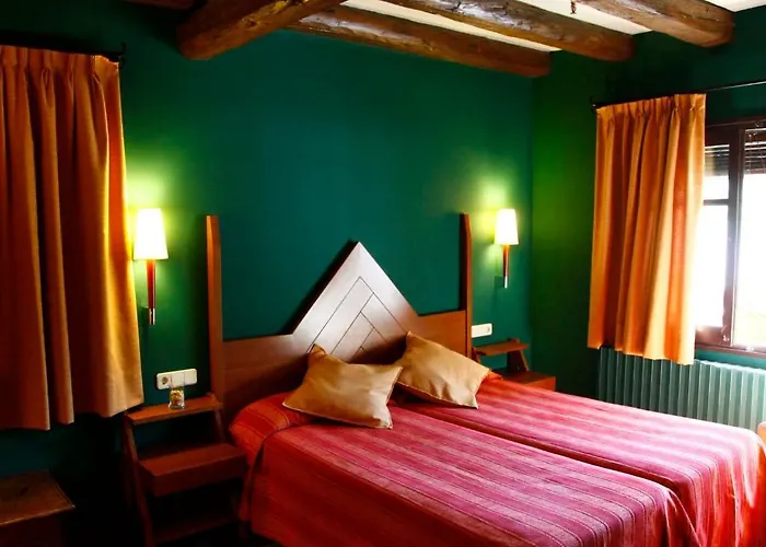 Vall Ferrera Hotel